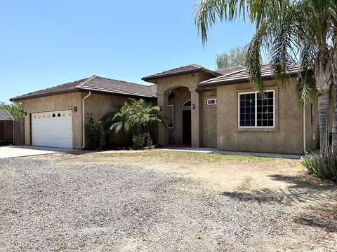 805 E Worth Ave #A, Porterville, CA 93257