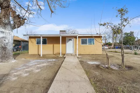 664 N State St, Earlimart, CA 93219