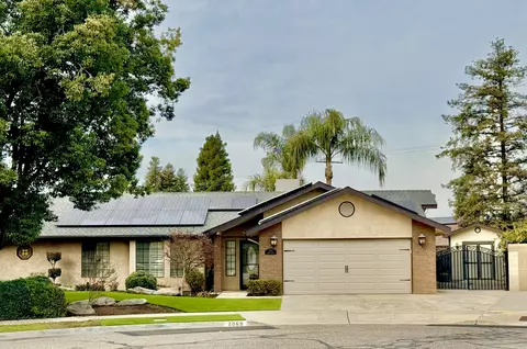 2069 London Cir, Tulare, CA 93274