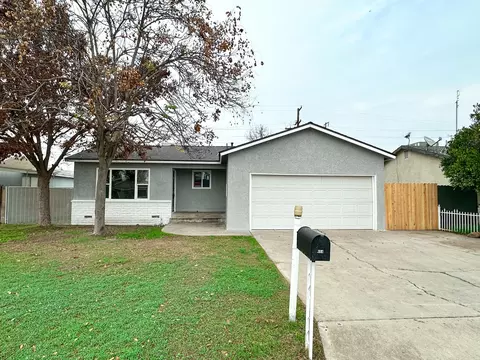 614 Dexter Ave, Porterville, CA 93257