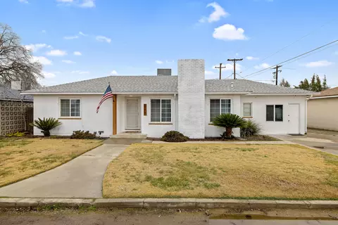 210 Lorita Way, Hanford, CA 93230
