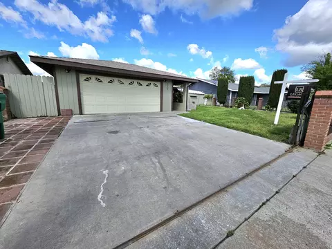 1125 N Prospect St, Porterville, CA 93257
