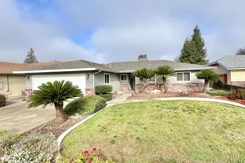 2140 White Chapel Way, Porterville, CA 93257