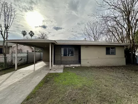 3946 E Mckenzie Ave, Fresno, CA 93702