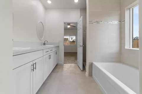 212 E Nebraska Ave, Dinuba, CA 93618 photo 26