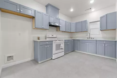 212 E Nebraska Ave, Dinuba, CA 93618 photo 10