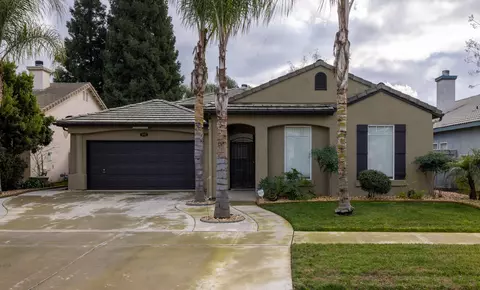 1635 E Dorothea Ave, Visalia, CA 93292 photo 25