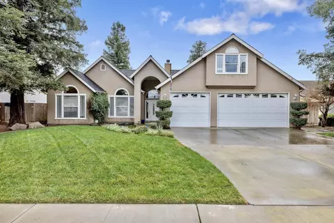 410 Atwood Ave, Exeter, CA 93221