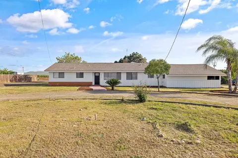 23733 Avenue 196, Strathmore, CA 93267
