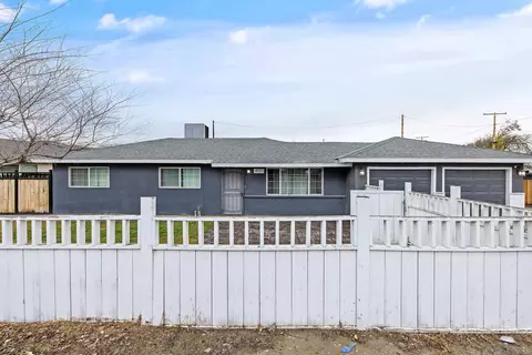14312 Front St, Armona, CA 93202