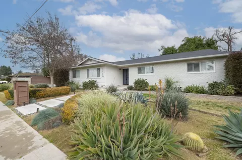 1740 S University St, Visalia, CA 93277