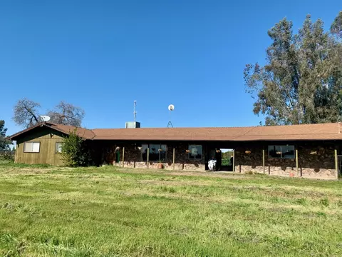 11301 Road 248, Porterville, CA 93257