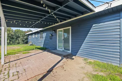 345 E Amber Way, Hanford, CA 93230 photo 24