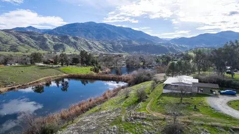 34748 Bogart Dr, Springville, CA 93265 photo 2