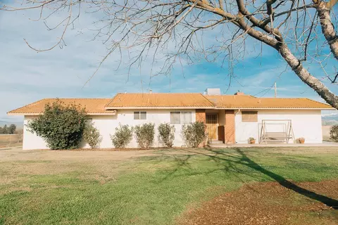 20700 Avenue 342, Woodlake, CA 93286