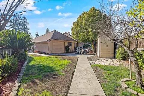 246 E Chestnut Ct, Visalia, CA 93277 photo 61