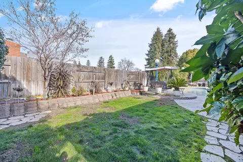 246 E Chestnut Ct, Visalia, CA 93277 photo 50