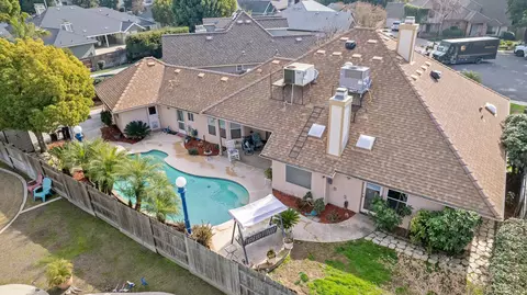 246 E Chestnut Ct, Visalia, CA 93277 photo 65