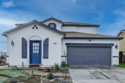 3847 E Country Ave, Visalia, CA 93292
