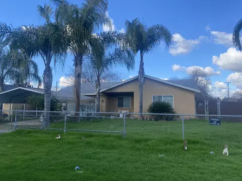 13930 Idaho St, Orosi, CA 93647