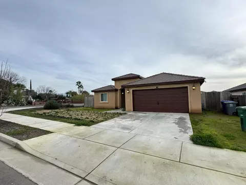 603 E Wutchumna Ave, Woodlake, CA 93286