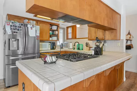 635 Vine Ct, Lemoore, CA 93245 photo 8