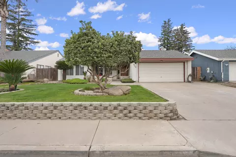 1840 E Buena Vista Ave, Visalia, CA 93292