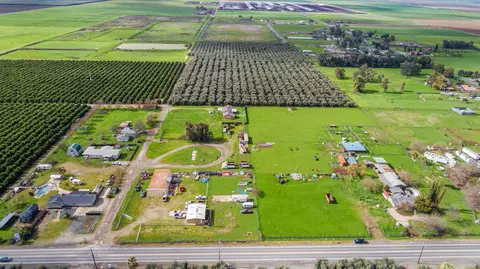Road 196, Lindsay, CA 93247