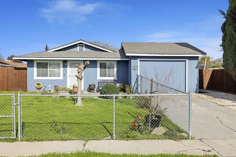 28531 Cholla Ave, Madera, CA 93638