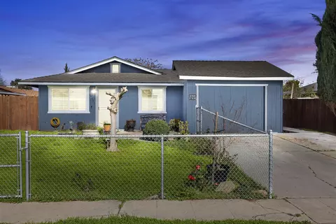 28531 Cholla Ave, Madera, CA 93638 photo 2