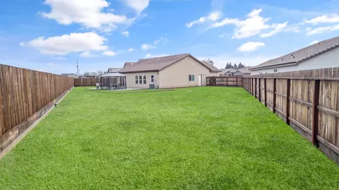 Exterior - 3602 E College Ct, Visalia, CA 93292 photo 11 of 11