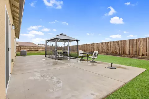 View/Area - 3602 E College Ct, Visalia, CA 93292 photo 1 of 2