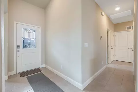 Entry Way - 3602 E College Ct, Visalia, CA 93292 photo 2 of 3