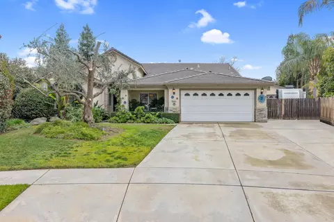 4121 W Elowin Ct, Visalia, CA 93291
