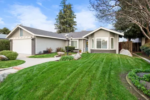 408 Meadowbrook St, Tulare, CA 93274
