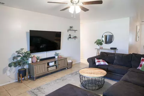 Living - 1630 S Thomas St, Visalia, CA 93292 photo 3 of 8