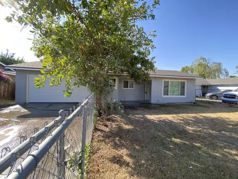 523 Baxley St, Porterville, CA 93257