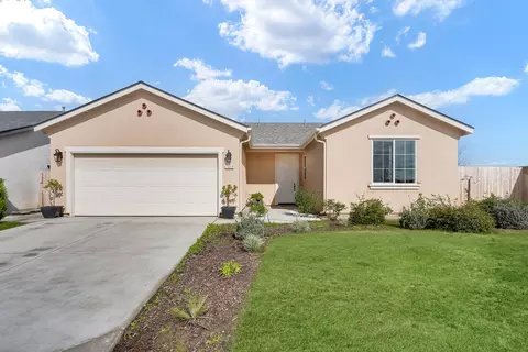 1314 W Sawtooth Pl, Hanford, CA 93230