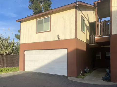 462 Carmelita St, Porterville, CA 93257