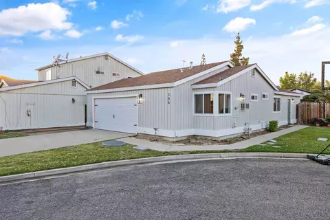 306 Elowin Ct, Visalia, CA 93291 photo 3