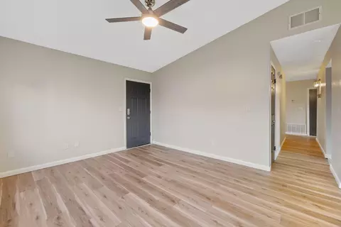 306 Elowin Ct, Visalia, CA 93291 photo 5