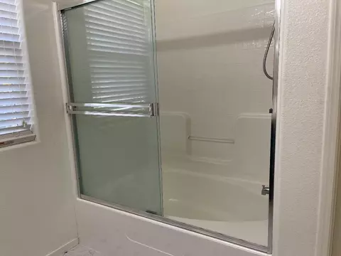 477 Edgewater St, Tulare, CA 93274 photo 18