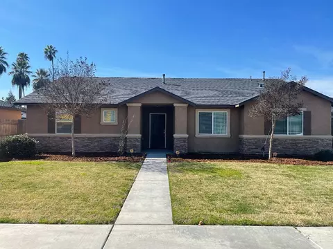 477 Edgewater St, Tulare, CA 93274