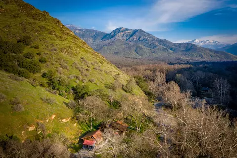 42875 S Fork Dr, Three Rivers, CA 93271