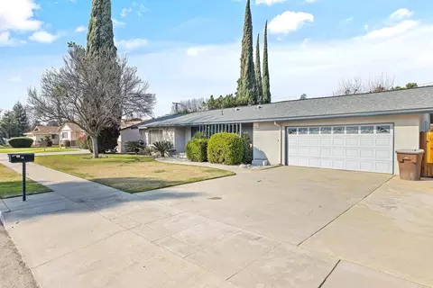 Exterior - 296 E Gannon Dr, Tulare, CA 93274 photo 3 of 12