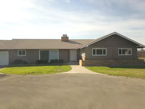Exterior - 41771 Rd 92, Dinuba, CA 93618 photo 3 of 6