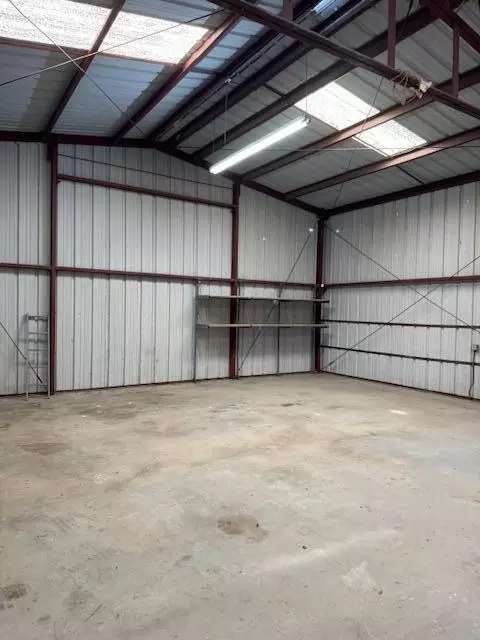 Exterior - 41771 Rd 92, Dinuba, CA 93618 photo 4 of 6