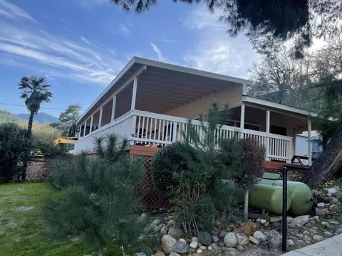 44577 Dinely Dr, Three Rivers, CA 93271