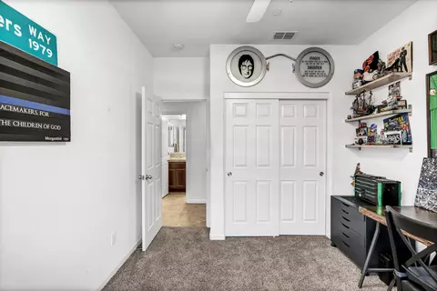 3836 E Laura Ave, Visalia, CA 93292 photo 17