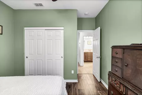 3836 E Laura Ave, Visalia, CA 93292 photo 13